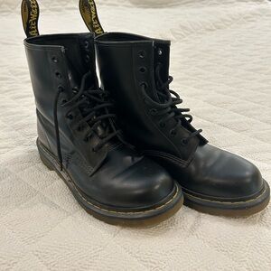 Dr Martens 1460 Black Leather Boots